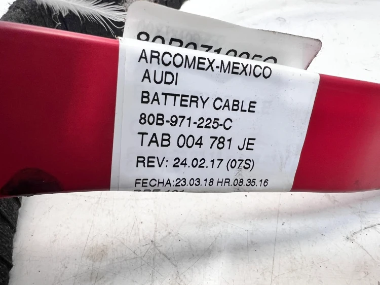 PRZEWÓD AKUMULATORA PLUSOWY AUDI Q5 FY 80B971225C
