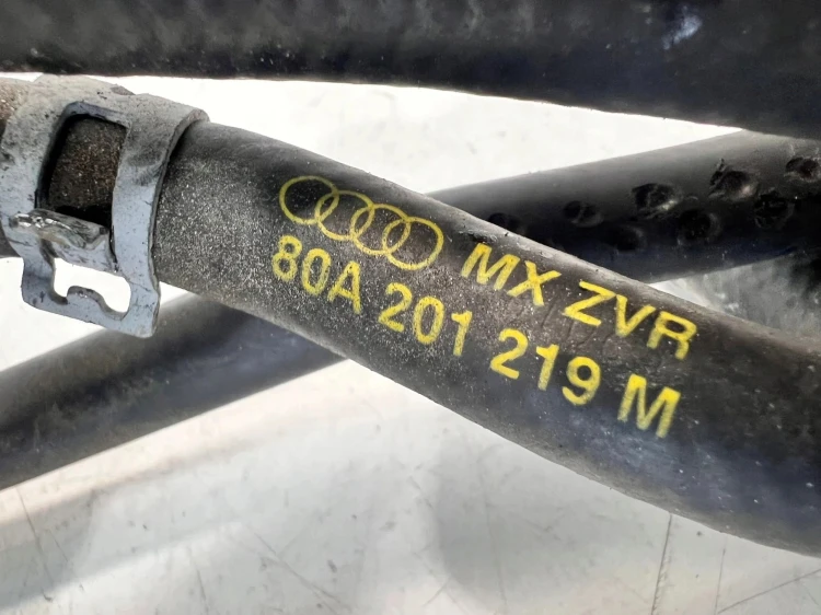 PRZEWÓD WĄŻ WODY AUDI Q5 FY 80A201215AD