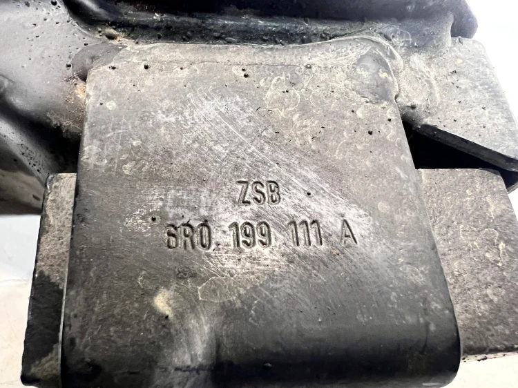 ŁAPA WSPORNIK SKRZYNI BIEGÓW AUDI A1 VW SKODA SEAT 1.6 TD 6R0199111A