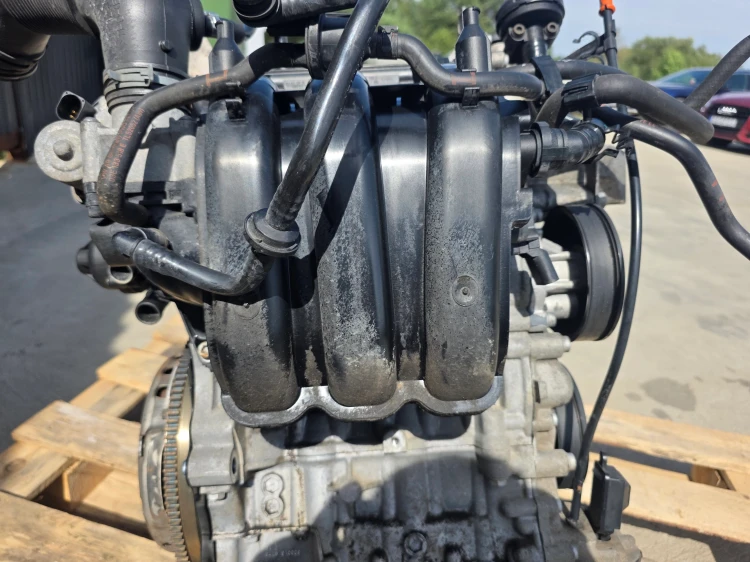 SILNIK KOMPLETNY AUDI VW SEAT SKODA 1.2 TFSI CGP ORYGINAŁ 104533 KM