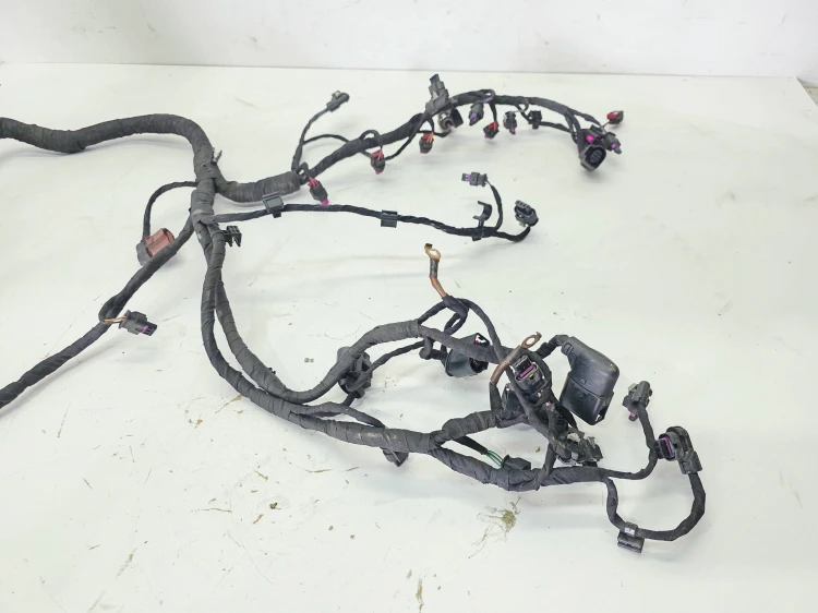 WIĄZKA INSTALACJA SILNIKA AUDI VOLKSWAGEN SEAT SKODA 1.5 TFSI 05E972610B