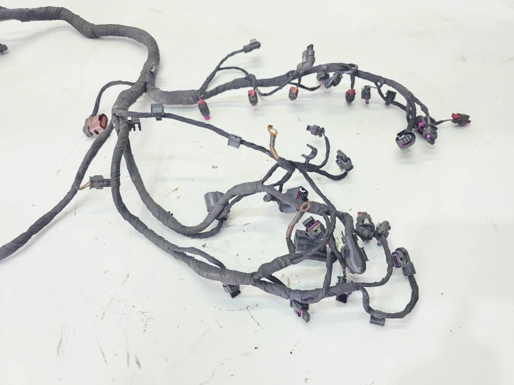 WIĄZKA INSTALACJA SILNIKA AUDI VOLKSWAGEN SEAT SKODA 1.5 TFSI 05E972610B