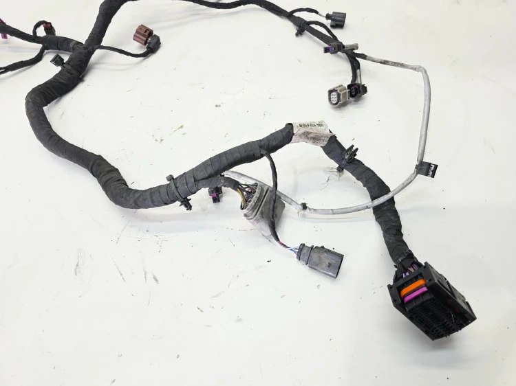 WIĄZKA INSTALACJA SILNIKA AUDI VOLKSWAGEN SEAT SKODA 1.5 TFSI 05E972610B