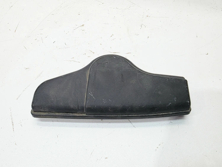 POKRYWA WLOTU DOLOTU POWIETRZA AUDI A3 8P VOLKSWAGEN SEAT SKODA 1KD805965