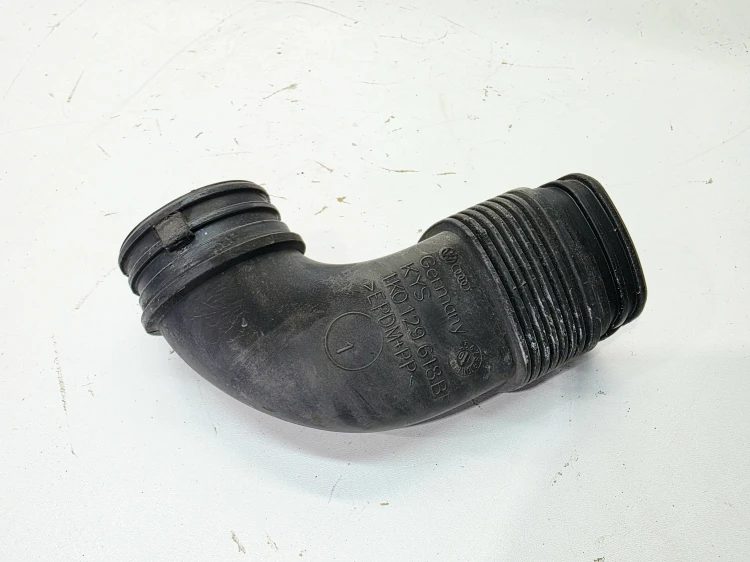 WLOT DOLOT POWIETRZA AUDI A3 8P VOLKSWAGEN SEAT SKODA 1K0129618BF