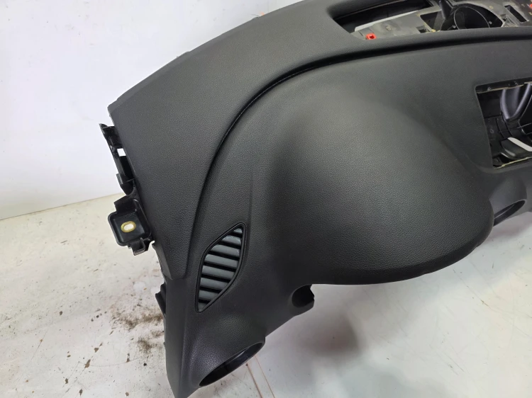 DESKA KOKPIT KONSOLA AUDI A3 8V 8V1858041 8V18570001A ORYGINAŁ