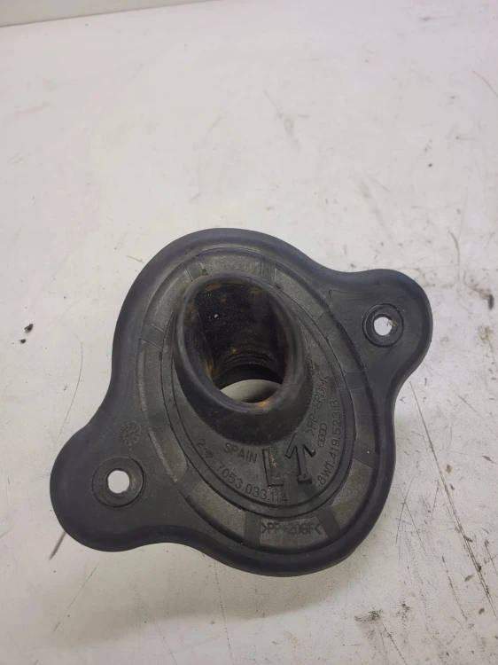 GUMA KOLUMNY KIEROWNICZEJ AUDI A4 B9 A5 8W1419523B