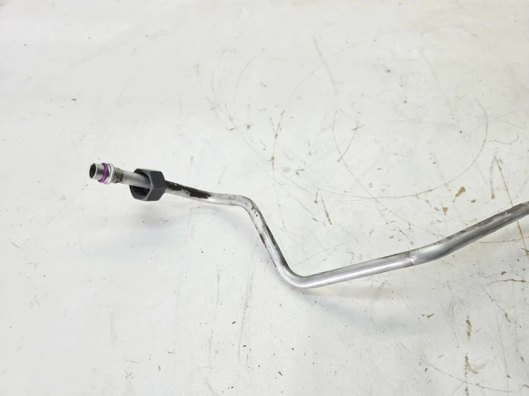 WĄŻ PRZEWÓD KLIMATYZACJI AUDI A6 C6 LIFT 4F0260712T