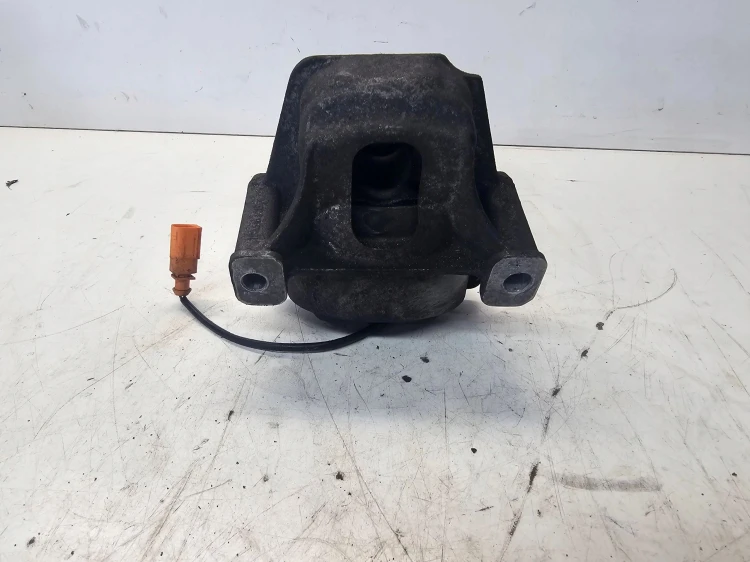 PODUSZKA SILNIKA Z CZUJNIKIEM AUDI A4 B8 A5 Q5 8R0199381B