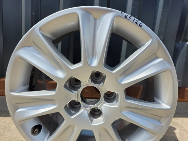 FELGA ALUMNIOWA VW SKODA SEAT AUDI A1 5X100 6.5J R15 ET34 8X0601025 S25/26