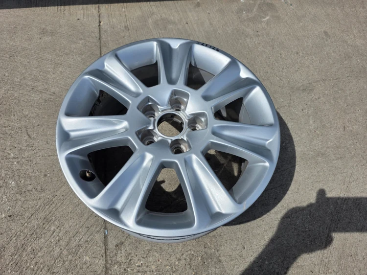 FELGA ALUMNIOWA VW SKODA SEAT AUDI A1 5X100 6.5J R15 ET34 8X0601025 S25/26