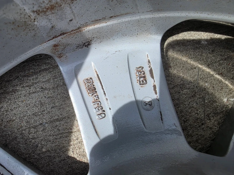 FELGA ALUMNIOWA VW SKODA SEAT AUDI A1 5X100 6.5J R15 ET34 8X0601025 S25/26