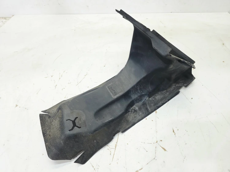 KIEROWNICA POWIETRZA PRAWA AUDI A6 C6 LIFT 4F0145334N