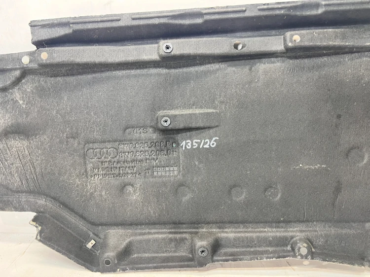 OSŁONA PODWOZIA PRAWA DUŻA AUDI A4 B9 A5 8W 8W0825208B ORYGINAŁ 135/26