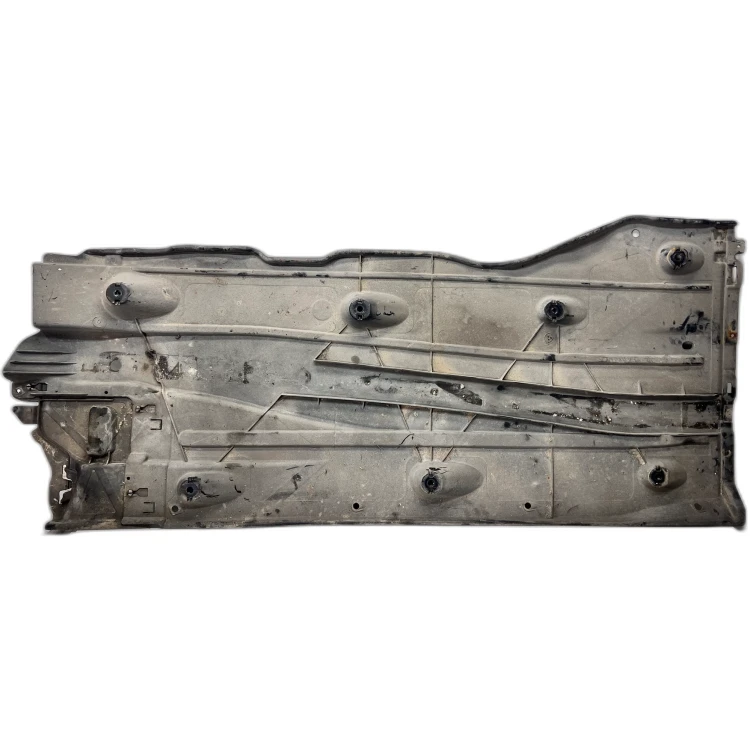 OSŁONA PŁYTA PODWOZIA LEWA DUŻA AUDI A3 8V VOLKSWAGEN SEAT 5Q0825201L 128/2