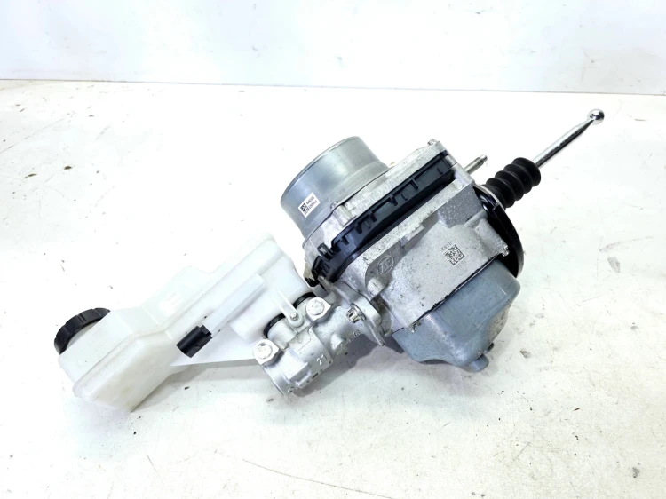POMPA HAMULCOWA SERWO AUDI Q4 E-TRON 1EC614105BC