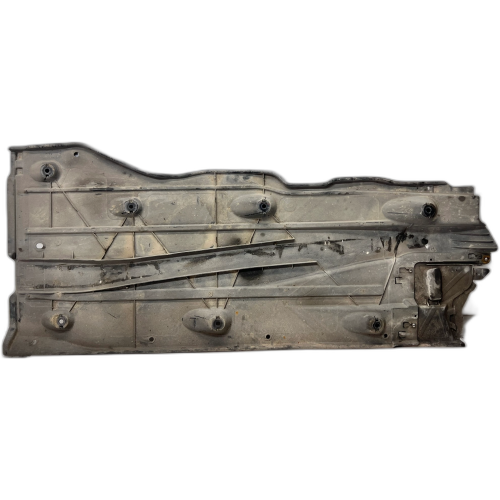 OSŁONA PŁYTA PODWOZIA PRAWA AUDI A3 8V 5Q0825202L 127/26