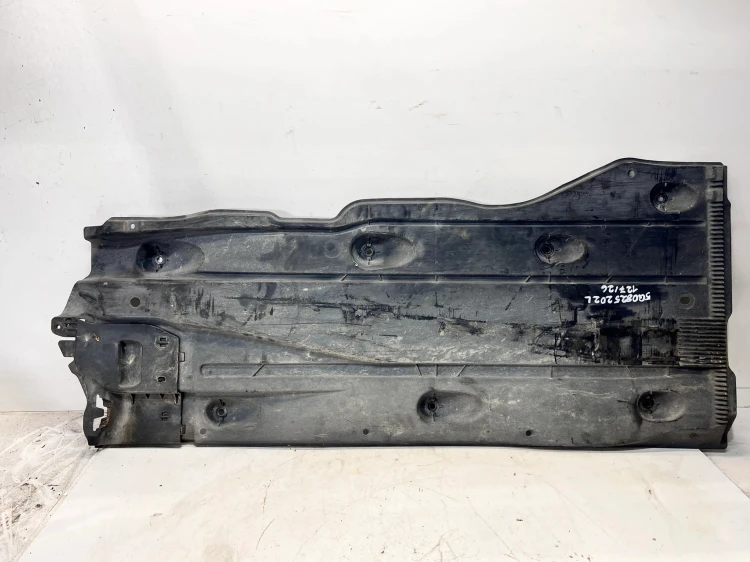 OSŁONA PŁYTA PODWOZIA PRAWA AUDI A3 8V 5Q0825202L 127/26
