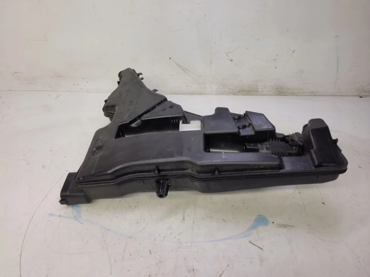 ZBIORNIK SPRYSKIWACZY XENON AUDI A4 B9 8W0955451L