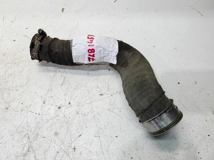 RURA WĄŻ INTERCOOLERA AUDI Q7 4L 4.2 TDI 7L8145967A