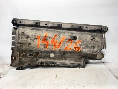 OSŁONA PŁYTA PODWOZIA LEWA DUŻA AUDI A6 C7 4G0825207E 144/26