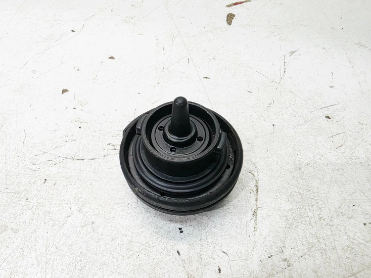 KOREK WLEWU PALIWA DIESEL AUDI VOLKSWAGEN SEAT SKODA 3C0201553K