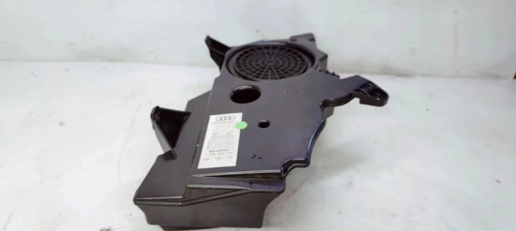 GŁOŚNIK SUBWOOFER TUBA AUDI A3 8P LIFT 8P3035382