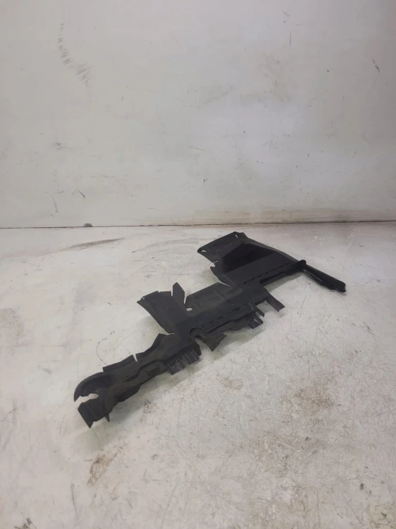 KIEROWNICA POWIETRZA LEWA AUDI A4 B8 8K0121283K