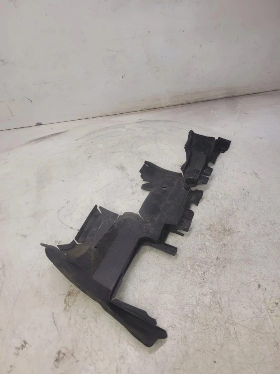 KIEROWNICA POWIETRZA LEWA AUDI A4 B8 8K0121283K