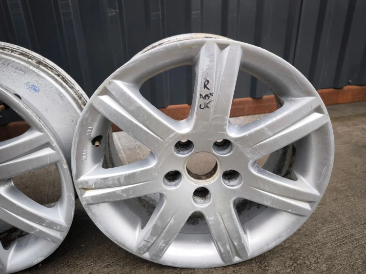 FELGI FELGA KOMPLET VW SKODA AUDI A4 A6 7.0J R16 ET42 4F0071496 R*13* OK
