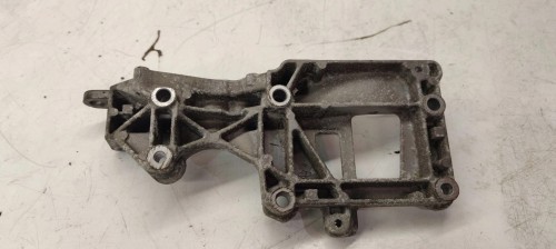 ŁAPA ALTERNATORA AUDI VW SEAT 2.0 TFSI 06F903143E