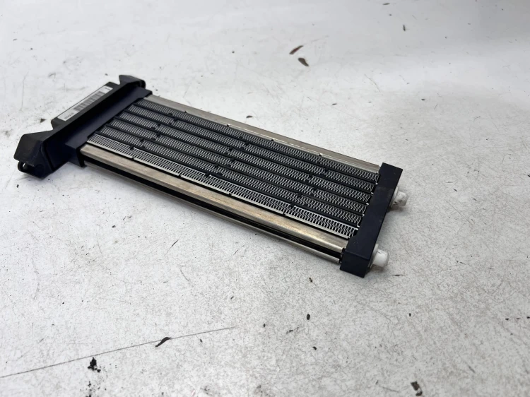 NAGRZEWNICA ELEKTRYCZNA AUDI A4 B6 B7 8E2819011