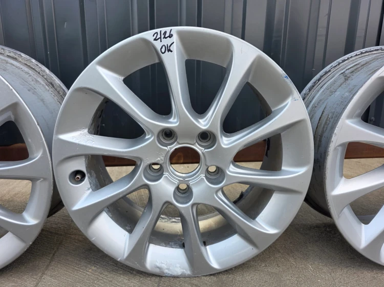 FELGA FELGI VW AUDI A3 A4 A6 ITP 6.5J R16 ET46 8V0601025BM 2/26 KOMPLET !!!