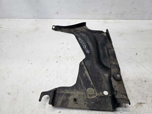 OSŁONA PODWOZIA LEWY TYŁ AUDI A4 B6 B7 8E0825215AN