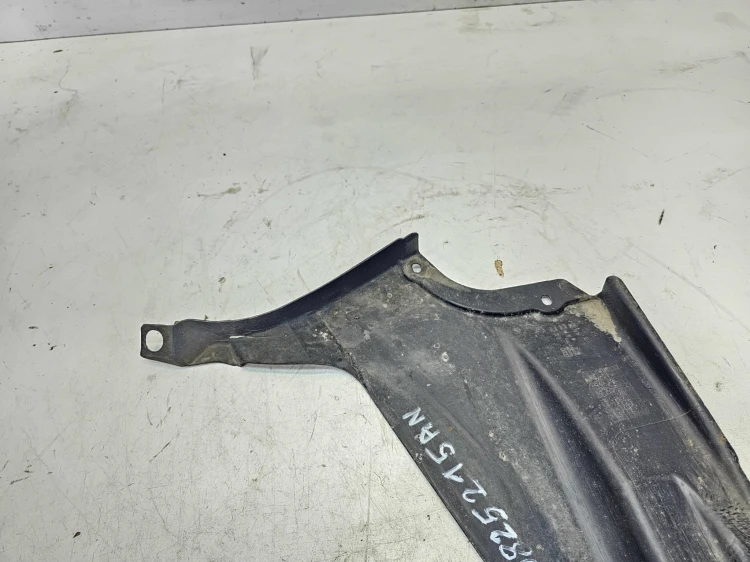 OSŁONA PODWOZIA LEWY TYŁ AUDI A4 B6 B7 8E0825215AN