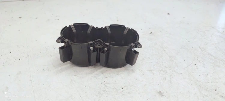 UCHWYT NA KUBKI AUDI A6 C7 A7 4G8 4G0862534
