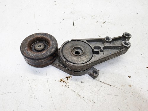 NAPINACZ PASKA MICRO AUDI A4 B6 B7 A6 C6 06B903133
