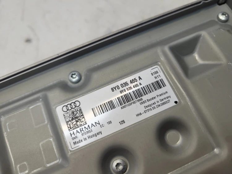 WZMACNIACZ AUDIO AUDI Q4 E-TRON 8Y0035465A HARMAN BECKER