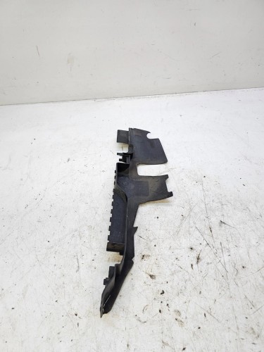 KIEROWNICA POWIETRZA PRAWA AUDI A4 B7 CABRIO 8H0121884A