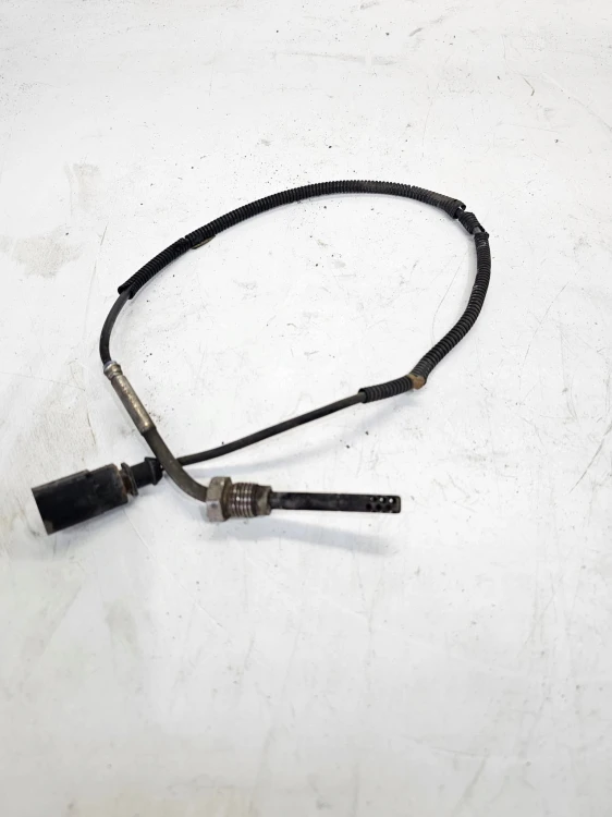 CZUJNIK TEMPERATURY SPALIN AUDI VW 059906088H