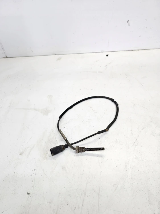 CZUJNIK TEMPERATURY SPALIN AUDI VW 059906088H