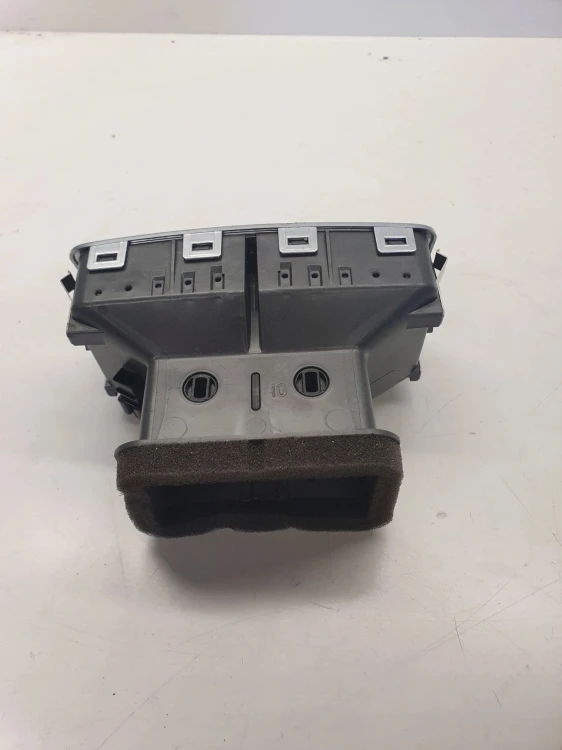 KRATKA NAWIEWU TYŁ AUDI A6 C6 4F0819203B