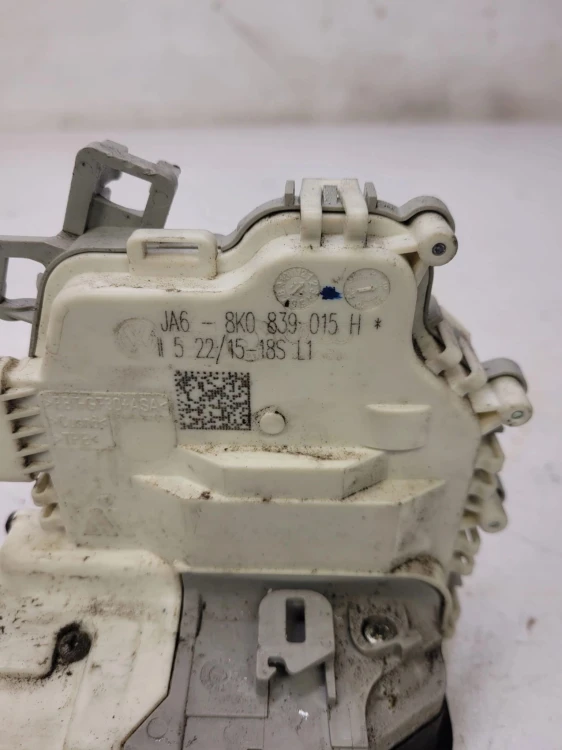 ZAMEK DRZWI LEWY TYŁ AUDI A4 B8 A5 Q5 8K0839015H 6 PIN