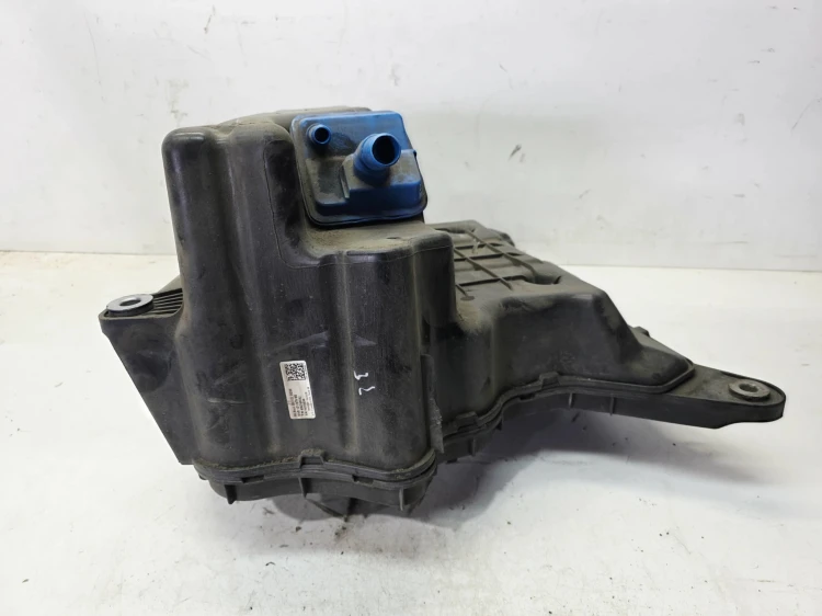 ZBIORNIK POMPA PŁYNU ADBLUE AUDI A4 B9 A5 8W 8W0131878BG 8W0131969H