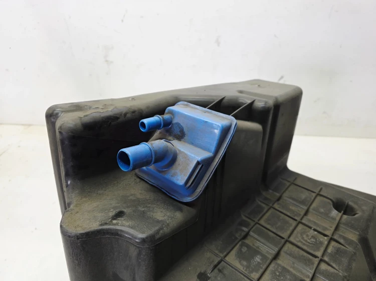 ZBIORNIK POMPA PŁYNU ADBLUE AUDI A4 B9 A5 8W 8W0131878BG 8W0131969H
