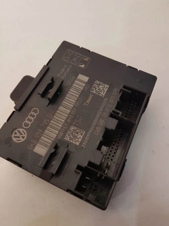 MODUŁ STEROWNIK DRZWI AUDI A4 B8 A5 Q5 8K0959795D