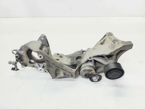 MOCOWANIE ŁAPA ALTERNATORA AUDI VOLKSWAGEN SEAT SKODA 2.0 TDI 03L903143R