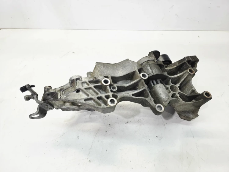 MOCOWANIE ŁAPA ALTERNATORA AUDI VOLKSWAGEN SEAT SKODA 2.0 TDI 03L903143R