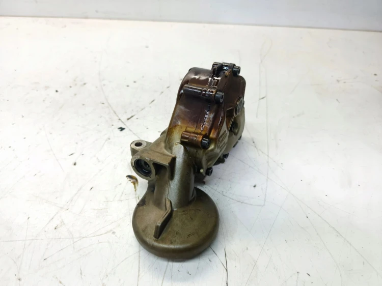 POMPA OLEJU AUDI A4 B7 A6 C6 2.4 3.2 FSI 06E115105G