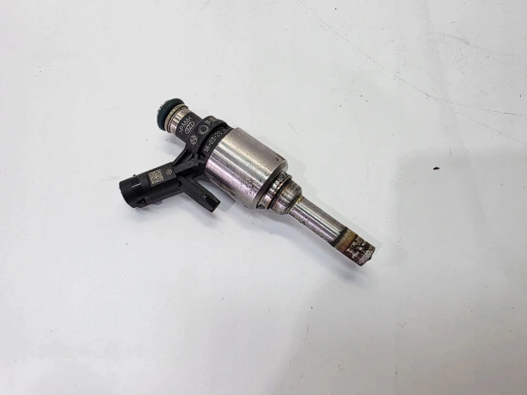 WTRYSKIWACZ WTRYSK PALIWA AUDI VOLKSWAGEN SEAT 2.0 TFSI TSI 06A906036K